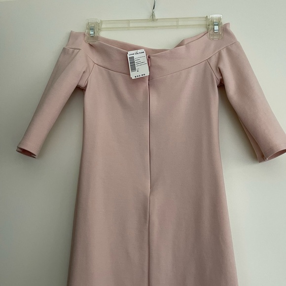 Love Culture Half Sleeve, Off shoulder Dress. New, never worn, with tags. - Picture 3 of 5